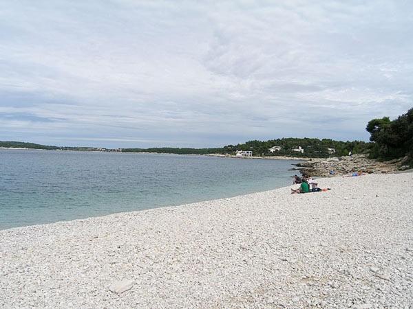 Pleasant Oriana Apartment Near The Sea-Póla Kültér fotó